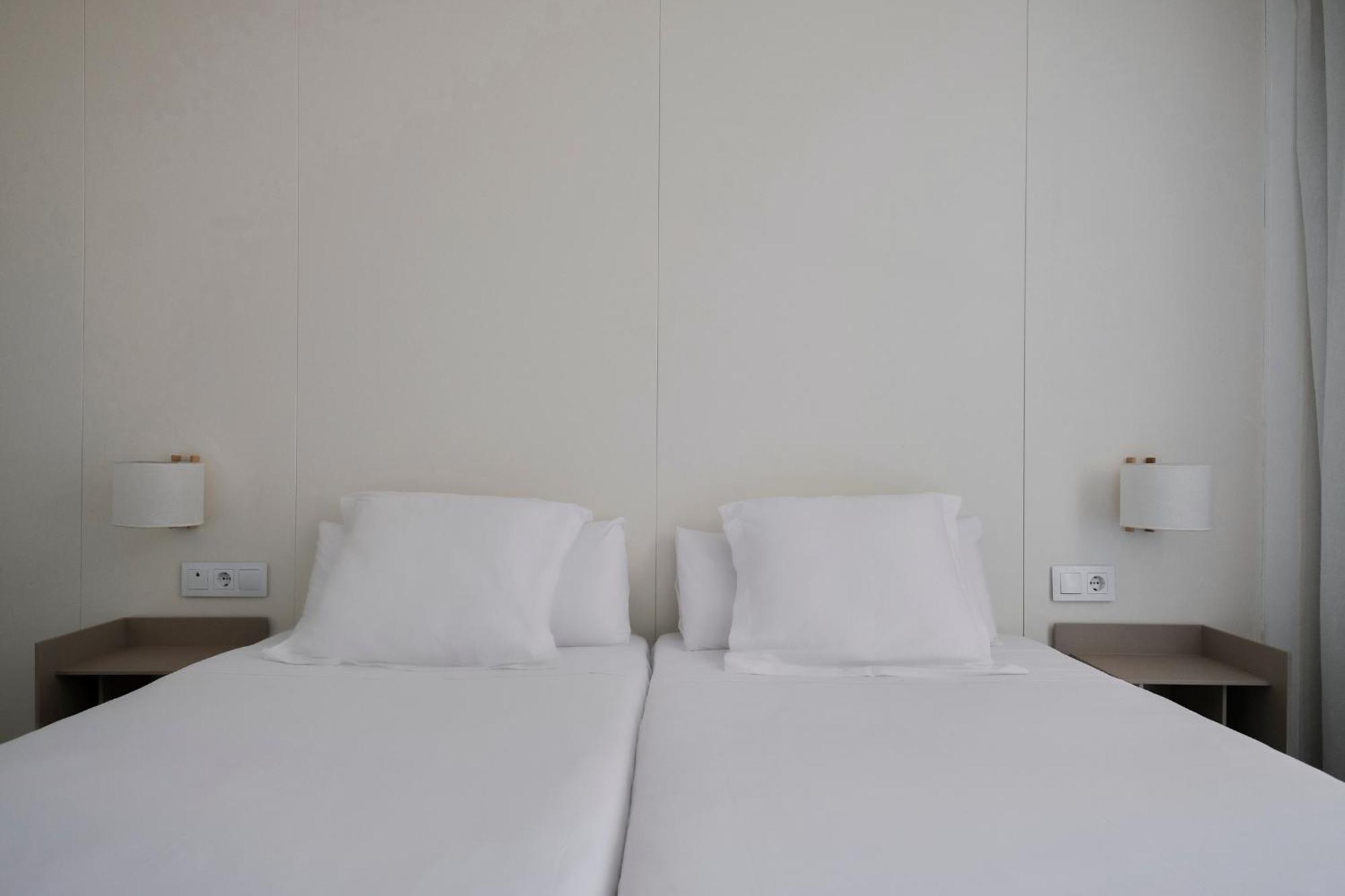 Double Room with Spa Bath,1588116991:JPEG